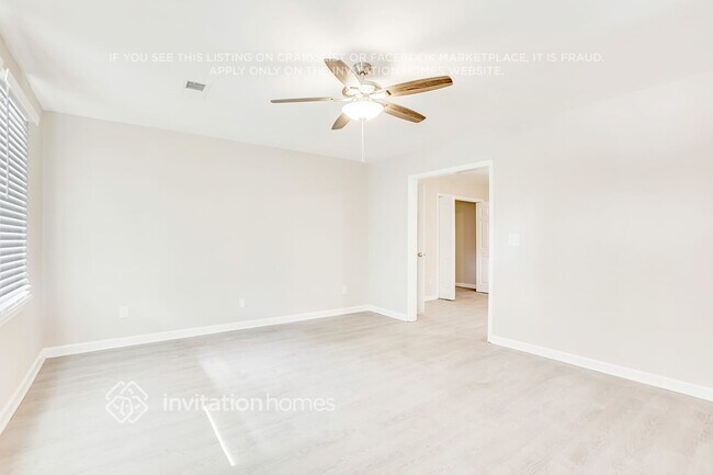 Photo - 38 Watson Glen Dr