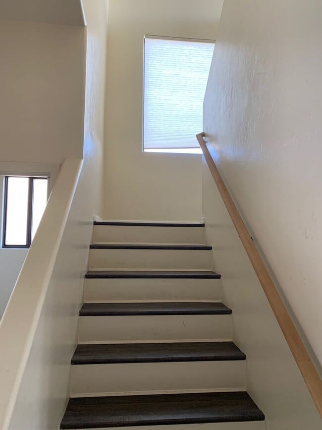 Photo - 3BR/2.5BA/2CG, 2072 sq.ft. rental in Sierr...