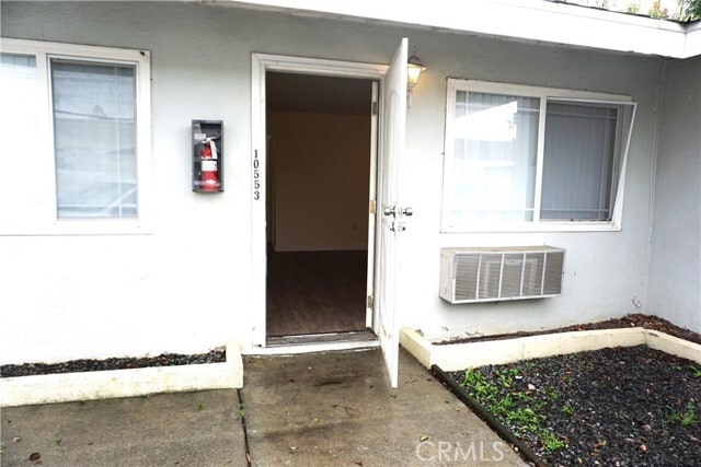 Building Photo - 10553 Poplar St