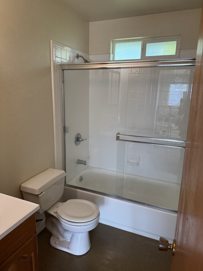 Photo - 191 Burnham Ct Unit C