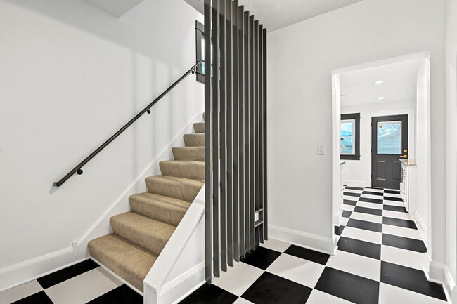 Photo - 3127 33rd Ave S