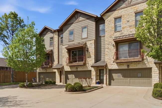 Photo - 1333 E 41st Pl