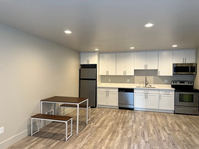 Photo - 4731 12th Ave NE Unit 303