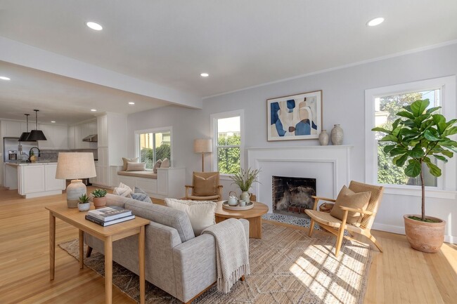 Building Photo - Beautiful Historic Home Meets Modern Luxury in San Leandro