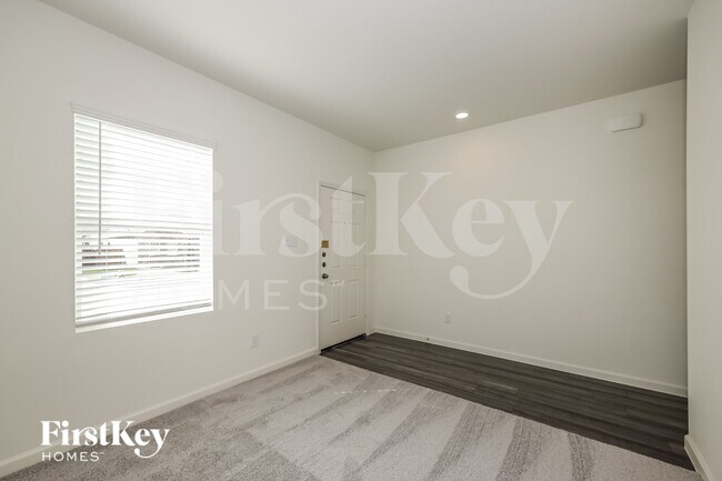 Photo - 1822 Sandlin Dr