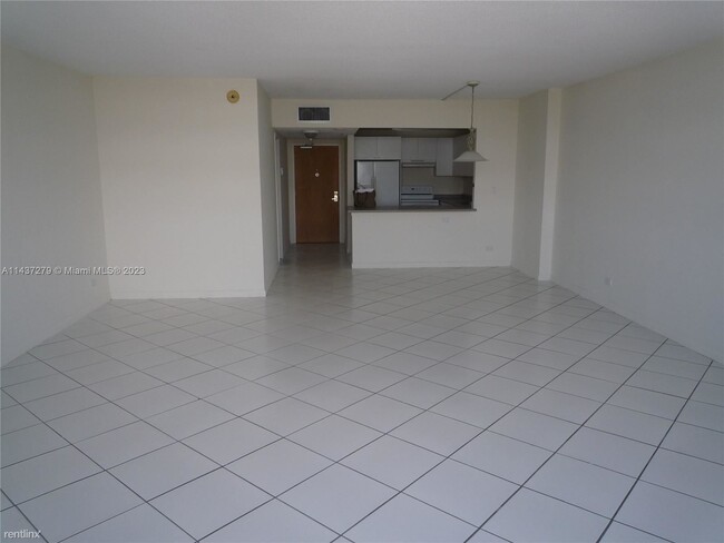 Studio, 1 bath Condo - 2301 Collins Ave Ap... - Studio, 1 bath Condo - 2301 Collins Ave Ap... Unit Apt 928