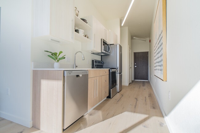 Photo - Urban Loft Co. Memphis- Utilties Included