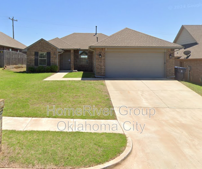 Photo - 8408 NW 158th St House