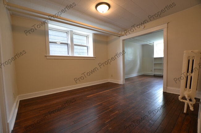 Photo - 213 N Hickory St Unidad BS