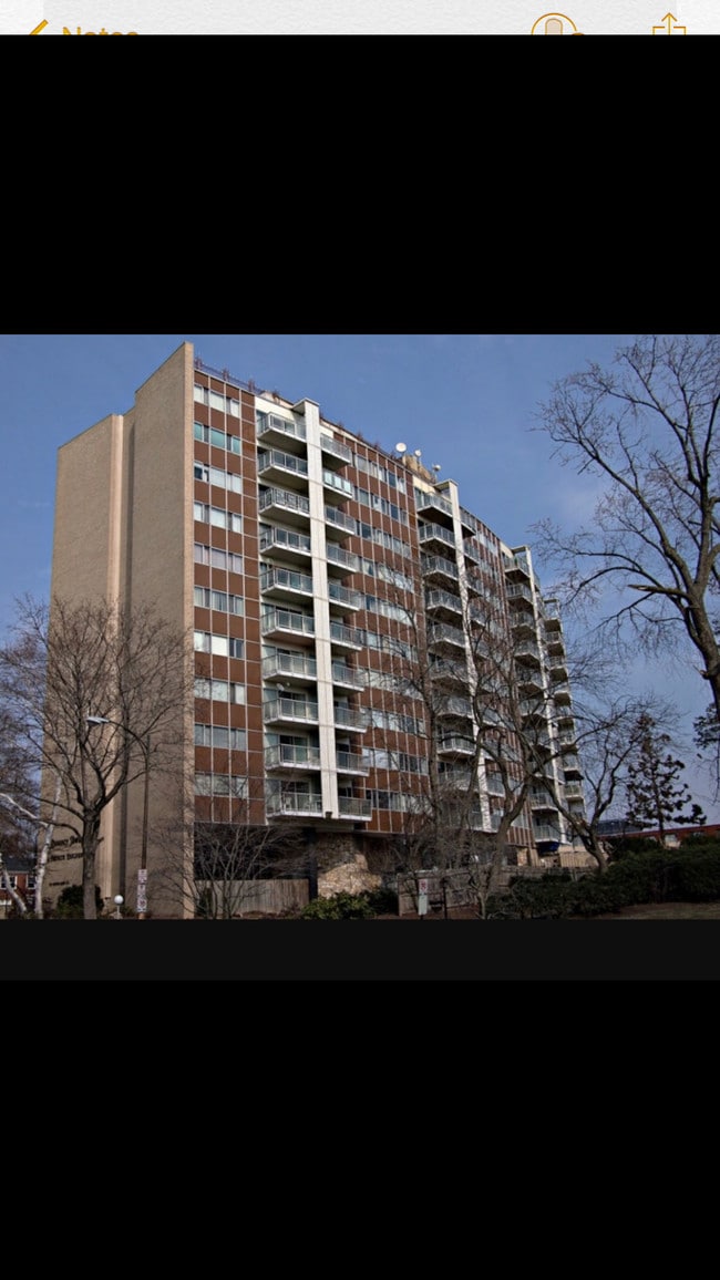 Building Photo - 30 Woodland St Unit 3L Rental