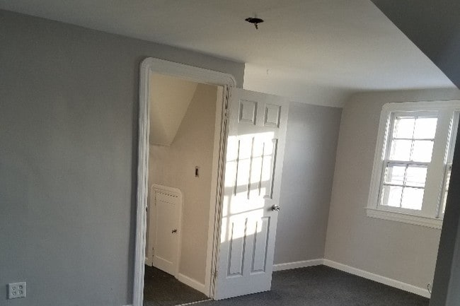 Photo - 34 Warsaw St