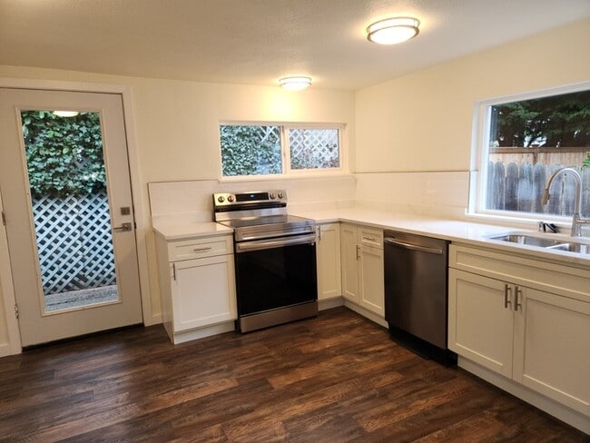 Photo - 2040 NW 196th St