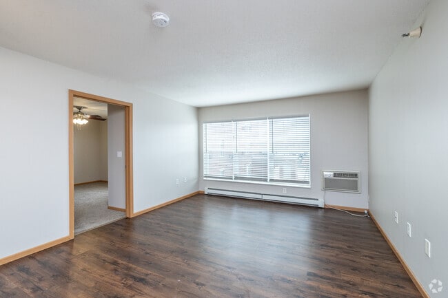 2BR, 1BA + Den - 1,025SF - Living Room