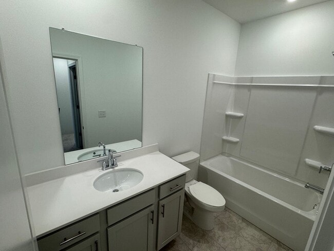 Photo - Beautiful 4 bed 3.5 Bath Home in Heart of Lawrenceville!