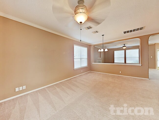 Photo - 2545 Sir Barton Bay Dr