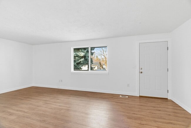 Photo - Newly Remodeled North Spokane Home – Convenient Location Near Parks & Shopping