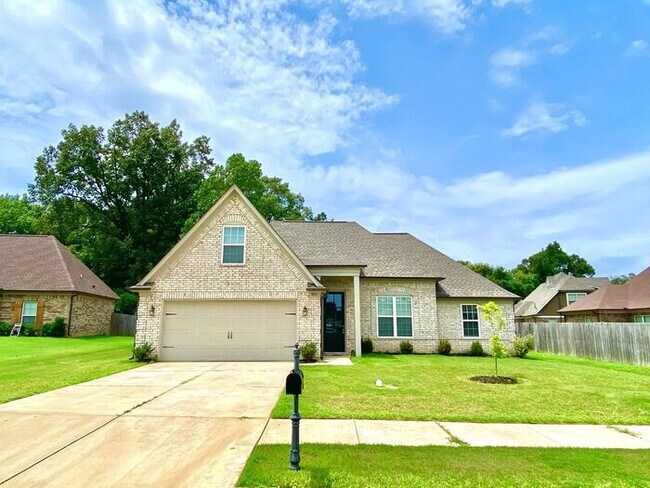 Now Availalbe In Horn Lake @ Nicole Place,... - Now Availalbe In Horn Lake @ Nicole Place,... House