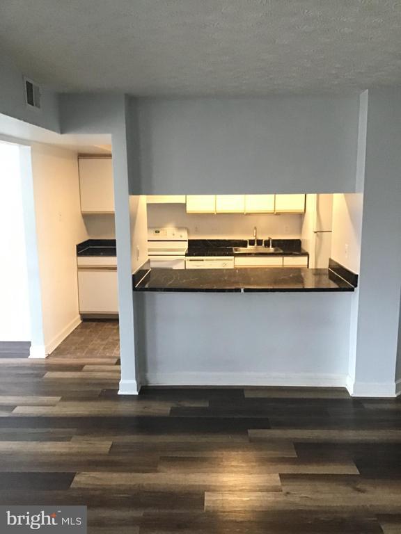 Photo - 6200 St Ignatius Dr Unidad 3102