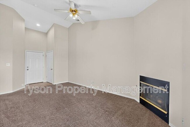 Photo - 4209 Ridgeway Ct Unit D