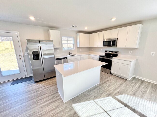 Photo - BRAND NEW HOME CLOSE TO CHARLOTTESVILLE