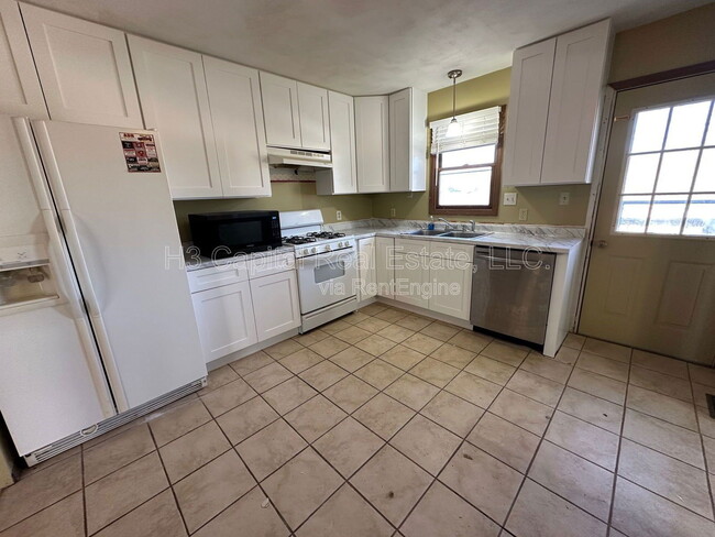 Photo - 520 Whip Poor Will