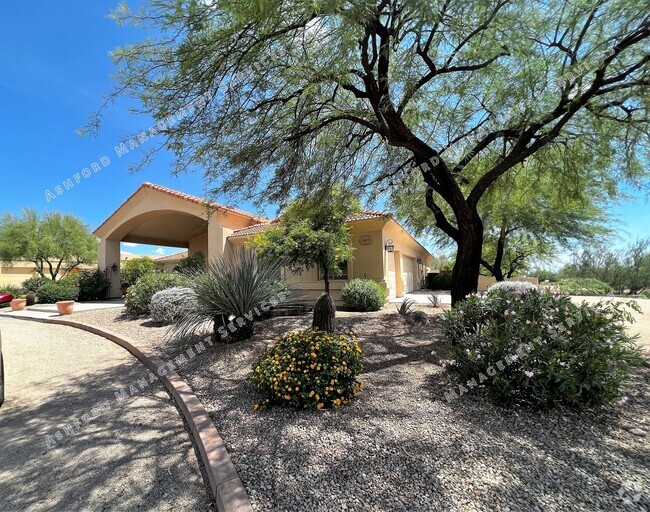 Building Photo - BEAUTIFUL 4 BEDROOM PLUS SEPARATE OFFICE, ... Rental