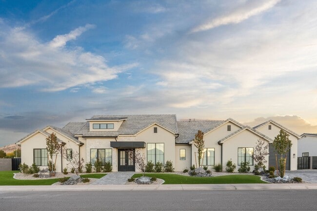 Building Photo - Gorgeous single story with RV Garage in Majestic Fields