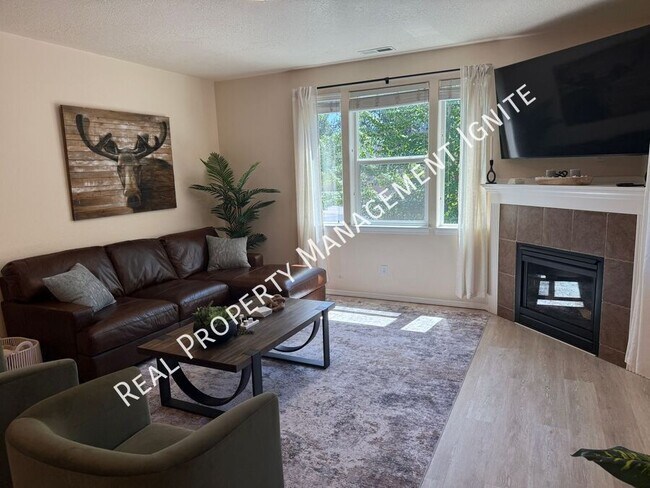 Photo - 61203 Snowbrush Dr