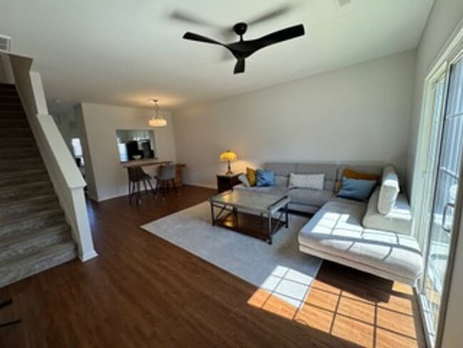 Photo - Wonderful townhome in Perfect Location
