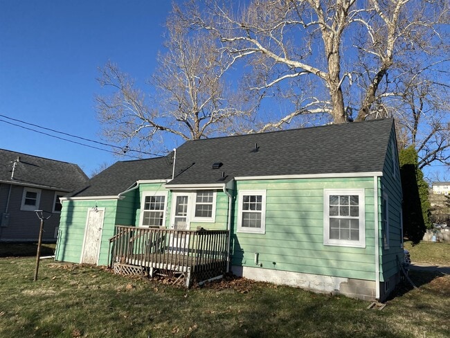 Photo - 819 13th St NW