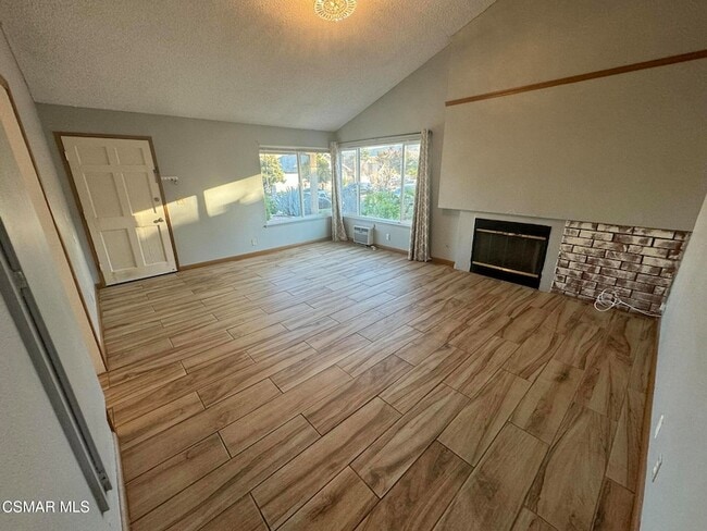 Photo - 2047 Belmar Ct N