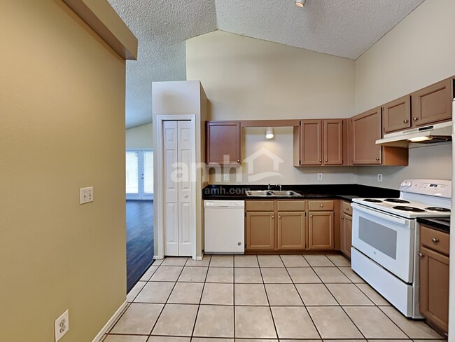 Photo - 893 Ferry Landing Ln