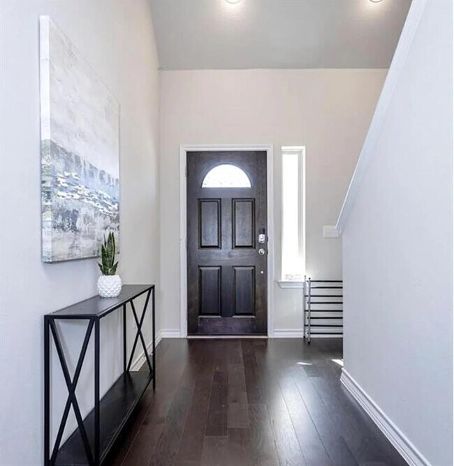 Photo - 7516 Saginaw Dr