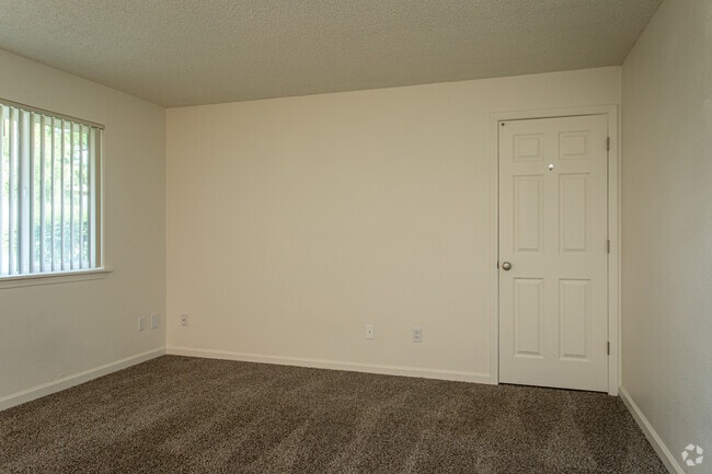 2HAB, 1BA - 720 ft² - Morningtree Park