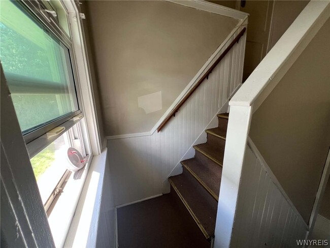 Photo - 98 Freund St