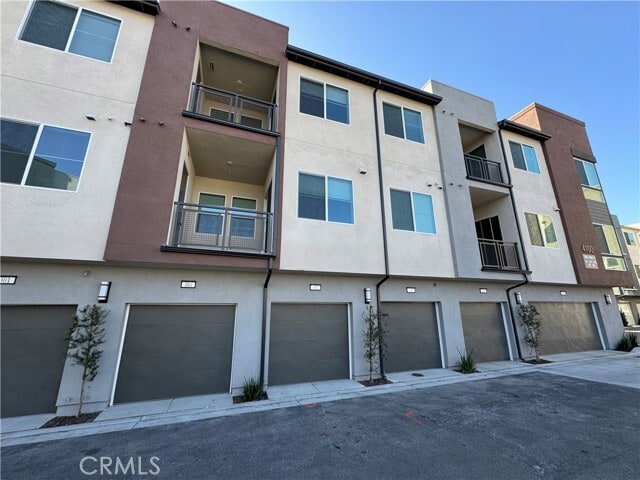 Building Photo - 4100 E Cir Paseo Unit 203
