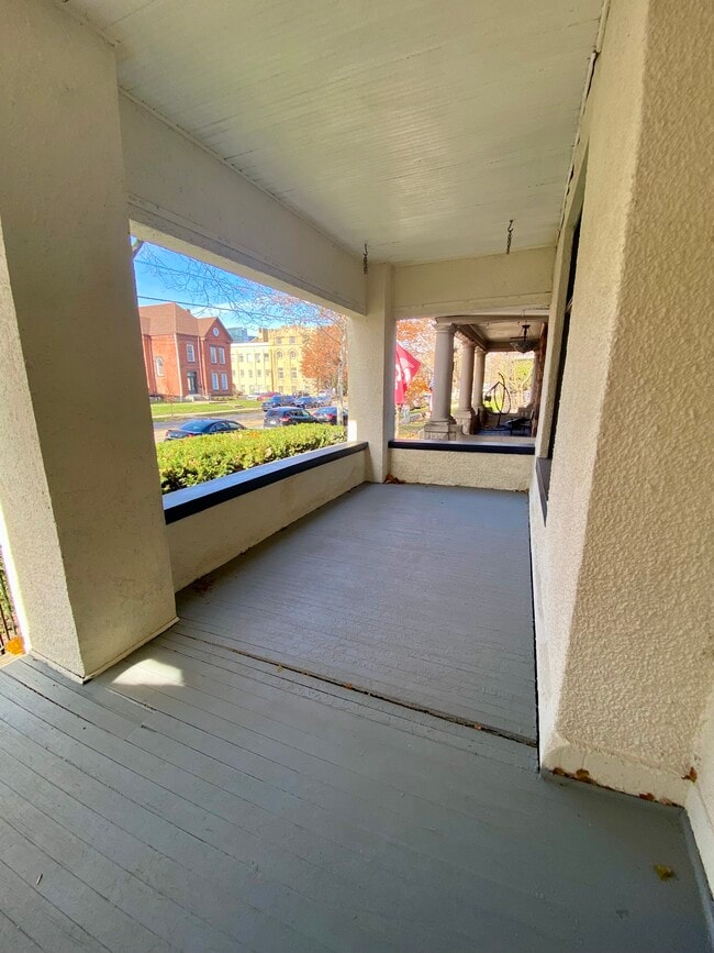 Front porch - 1374 Neil Ave