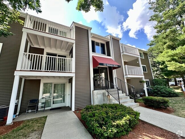 Building Photo - 52 Silver Hill Ln Unit 17 Rental