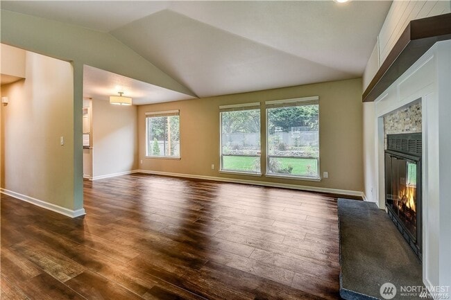 Photo - 3bd/2.5ba Renton Home