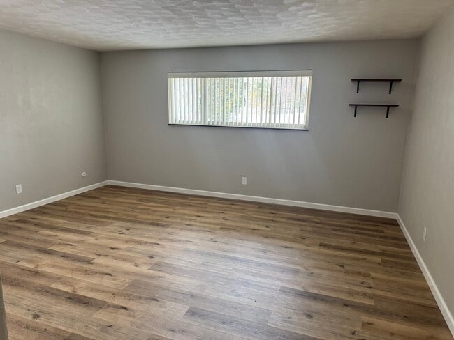 Photo - 310 30th Ave Ct Unit 4