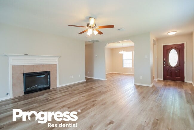 Photo - 3121 Centennial Village Dr