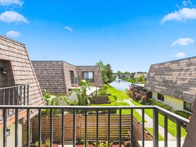15446 E Pond Woods Dr Unit 15446