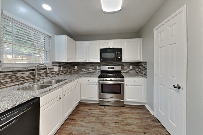 Photo - 31315 Copperleaf Dr