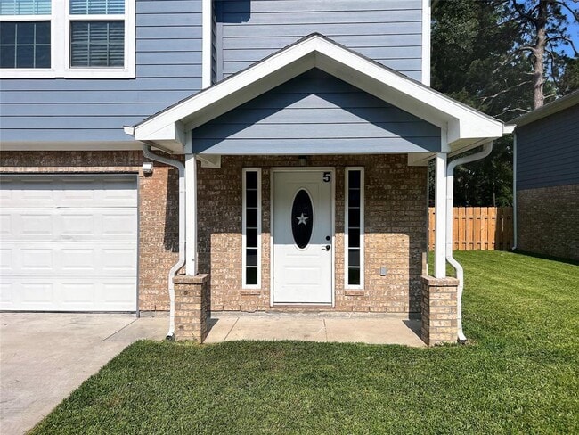 Photo - 22262 Adams St Unit 16