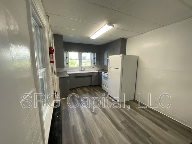 Photo - 25 Chestnut St