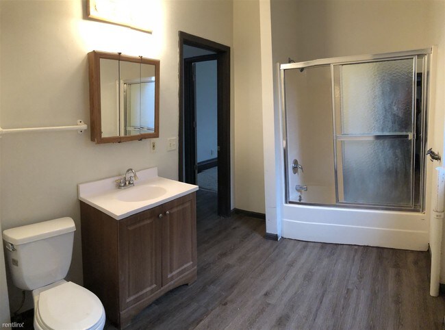 Photo - 3 br, 1 bath House - 264 Straight Ave SW