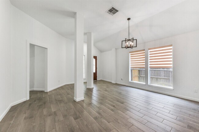 Photo - 13021 Castlewind Ln