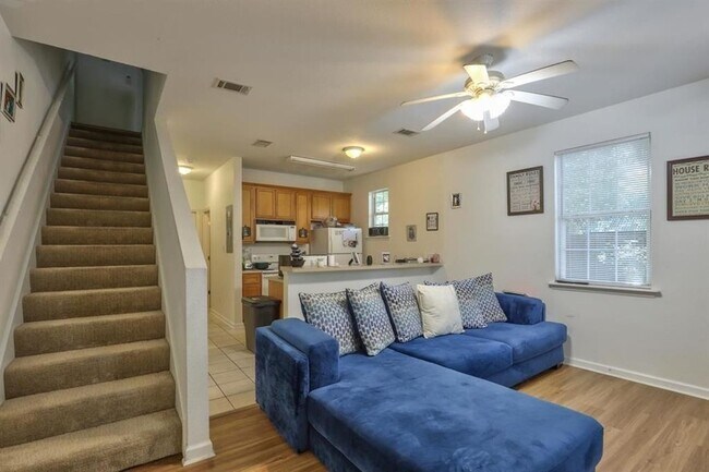 924 Ashburn Dr