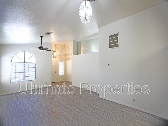 Photo - 273 N Concord St