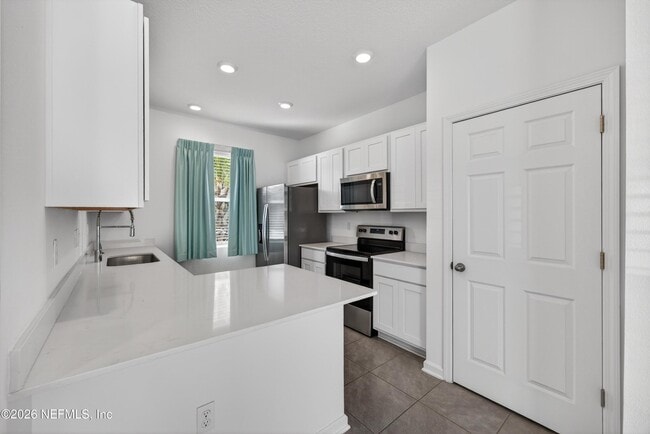 Photo - 125 Elmhurst Ln